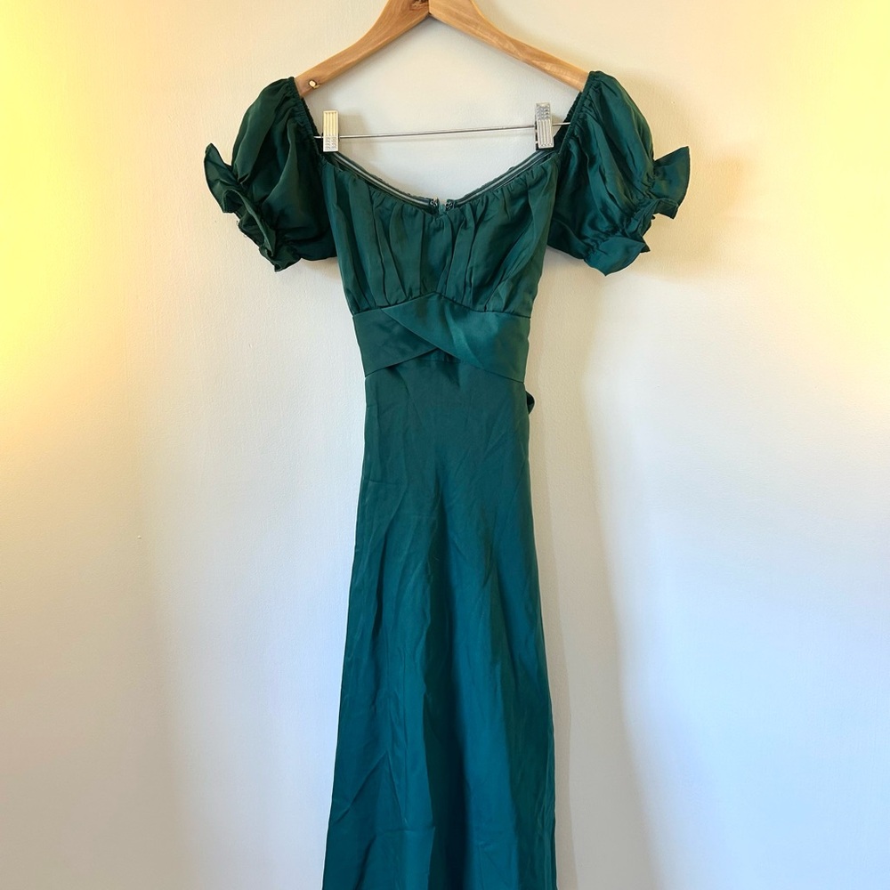 Petal & Pup Emerald Green Puffy Sleeve Dress